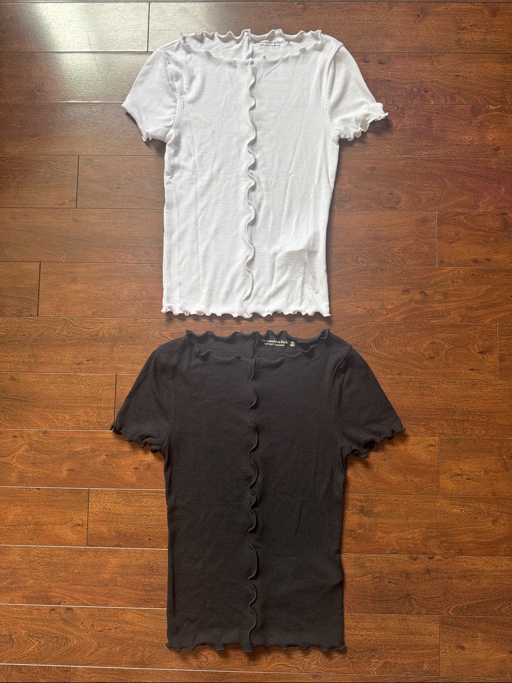 Bundle of Abercrombie & Fitch Ribbed Lettuce-Edge Tees - White & Black